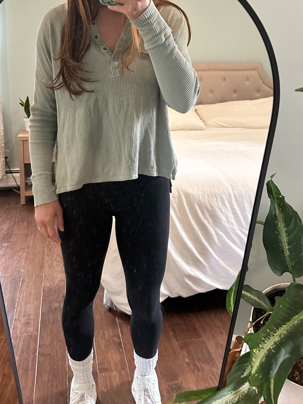 Aerie Offline Waffle Knit Henley S | Sage Green Long Sleeve Top